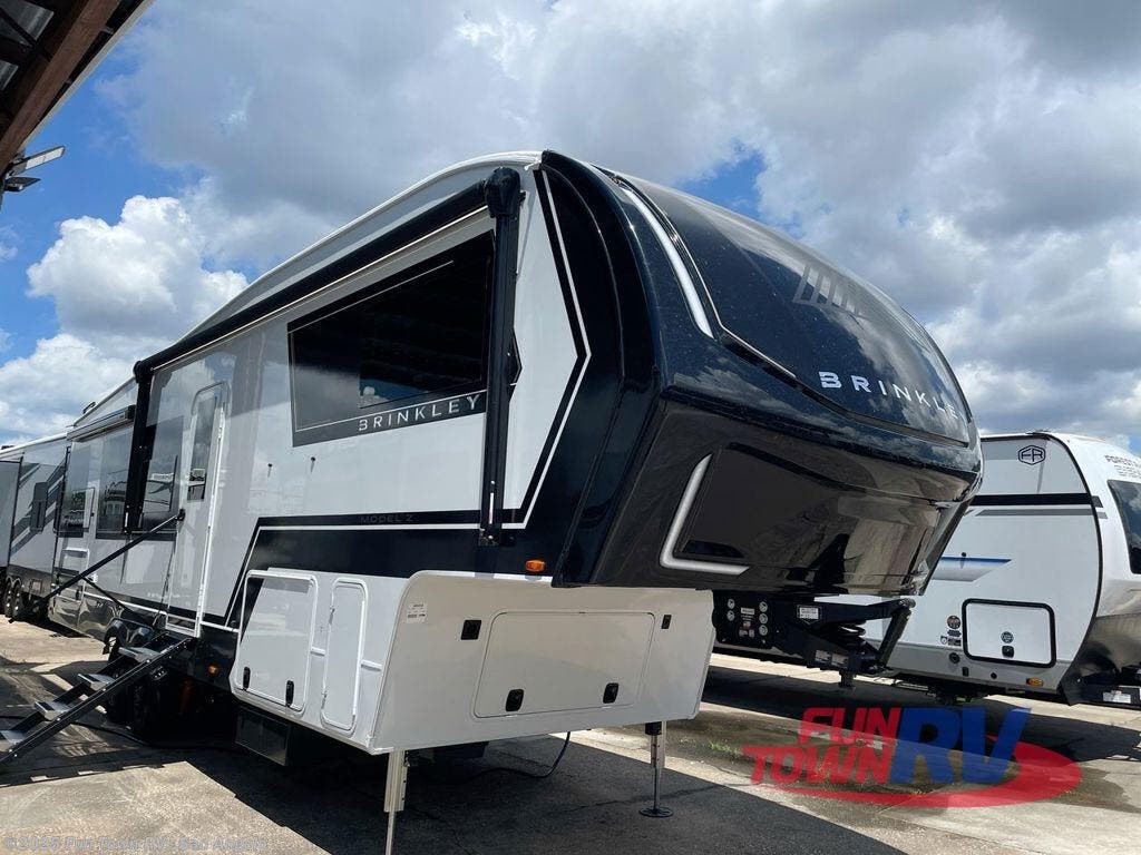 Email now about this 2026 Brinkley RV Model Z 2810! New 2026 Brinkley RV Model Z 2810 available in San Angelo, Texas