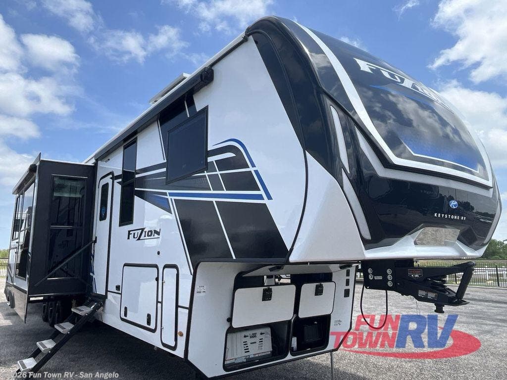 Contact us now about this 2025 Keystone Fuzion 440! 2025 Fuzion 440 by Keystone from Fun Town RV - San Angelo in San Angelo, Texas