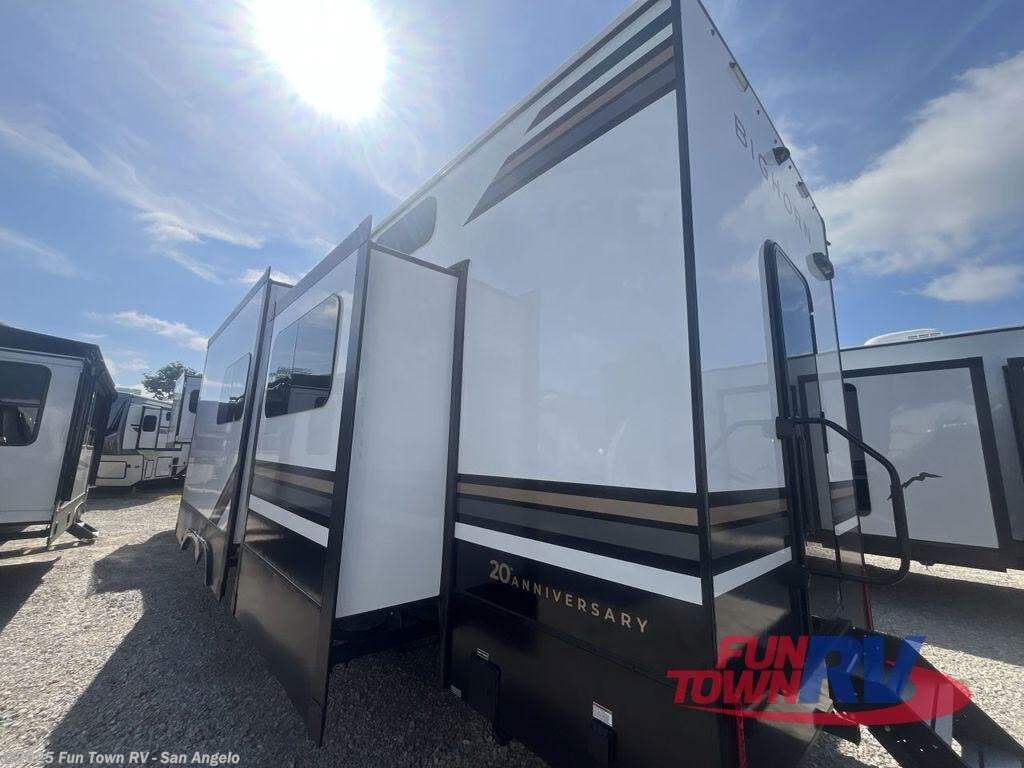 New 2025 Heartland Bighorn 392DS available in San Angelo, Texas