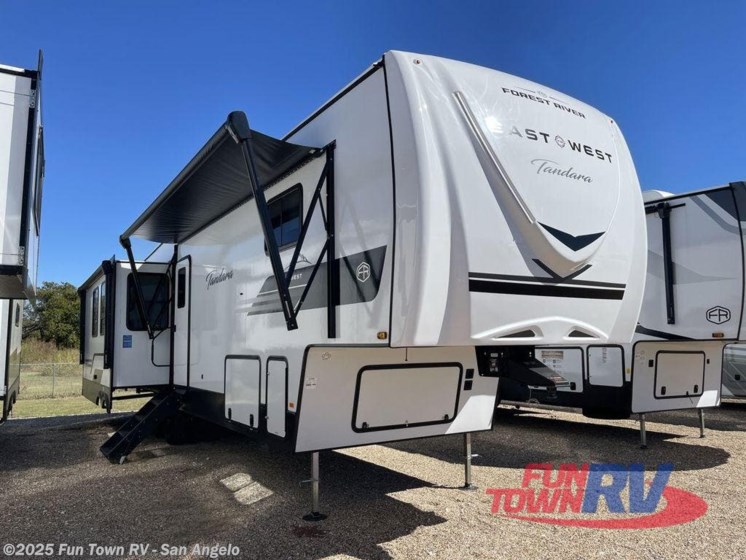Email now about this 2026 East to West Tandara 388LR! New 2026 East to West Tandara 388LR available in San Angelo, Texas