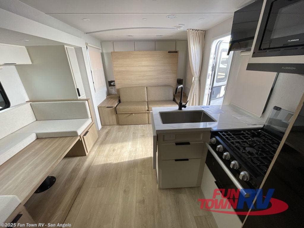 Email now about this 2026 Winnebago Thrive 22MBH! New 2026 Winnebago Thrive 22MBH available in San Angelo, Texas