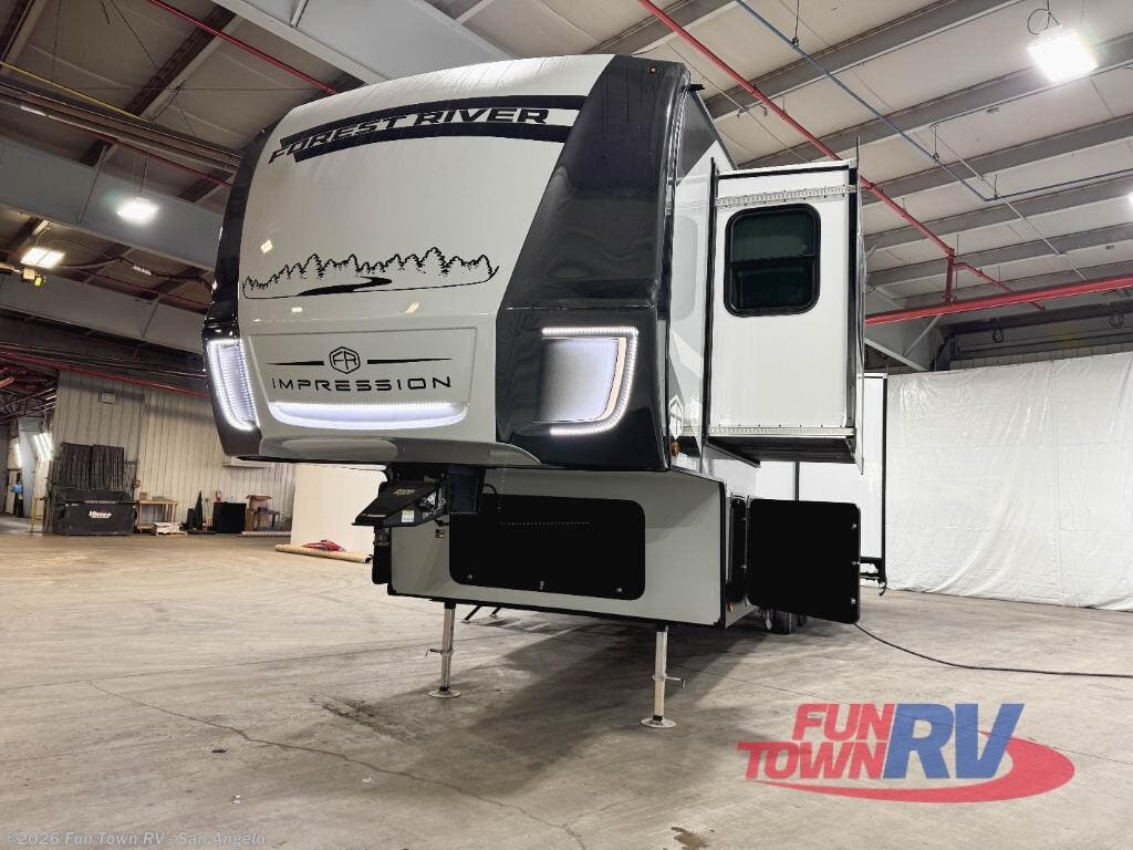 Contact us now about this 2025 Forest River Impression 318RL! 2025 Impression 318RL by Forest River from Fun Town RV - San Angelo in San Angelo, Texas