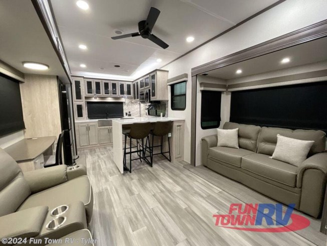 2024 Sandpiper 3800RK by Forest River from Fun Town RV - Tyler in Mineola, Texas