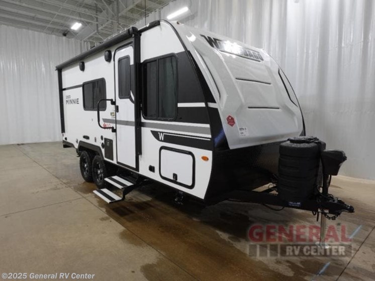 Email now about this 2025 Winnebago Micro Minnie 2100BH! New 2025 Winnebago Micro Minnie 2100BH available in Clarkston, Michigan