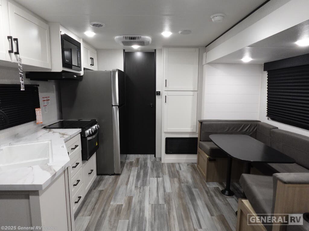 Contact us now about this 2026 Jayco Flight 380DQS! 2026 Flight 380DQS by Jayco from General RV Center in Clarkston, Michigan