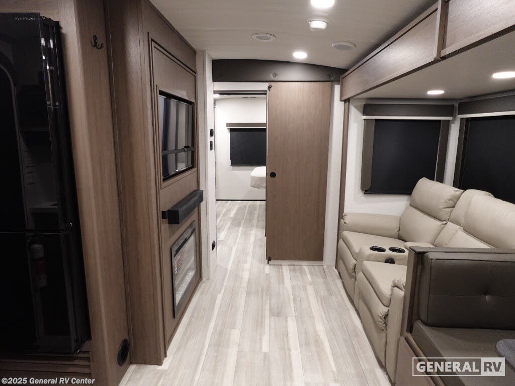 Call now about this 2026 Keystone Cougar 25FKD! 2026 Keystone Cougar 25FKD - New Travel Trailer For Sale by General RV Center in Clarkston, Michigan