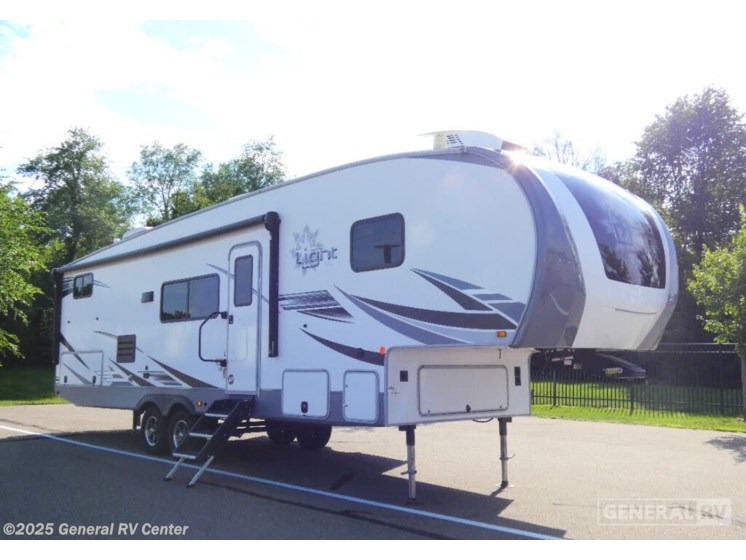 Email now about this 2021 Highland Ridge Open Range 292BH-2S! Used 2021 Highland Ridge Open Range 292BH-2S available in Clarkston, Michigan