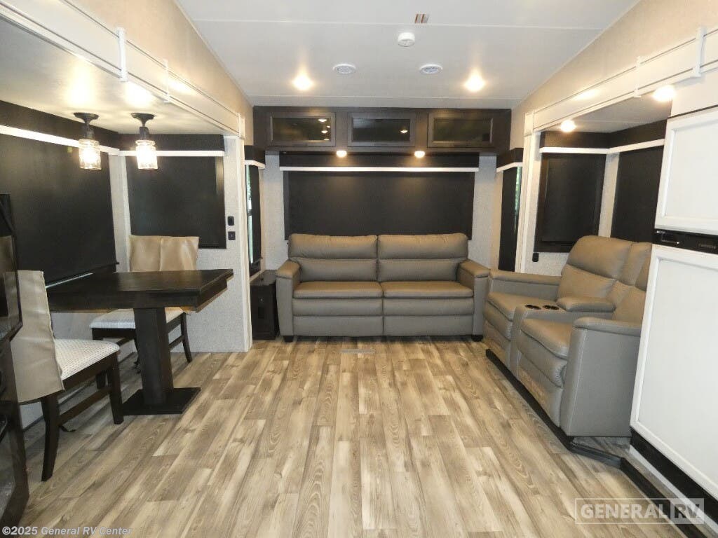 Contact us now about this 2023 Jayco Eagle 27RL-2S! 2023 Eagle 27RL-2S by Jayco from General RV Center in Clarkston, Michigan