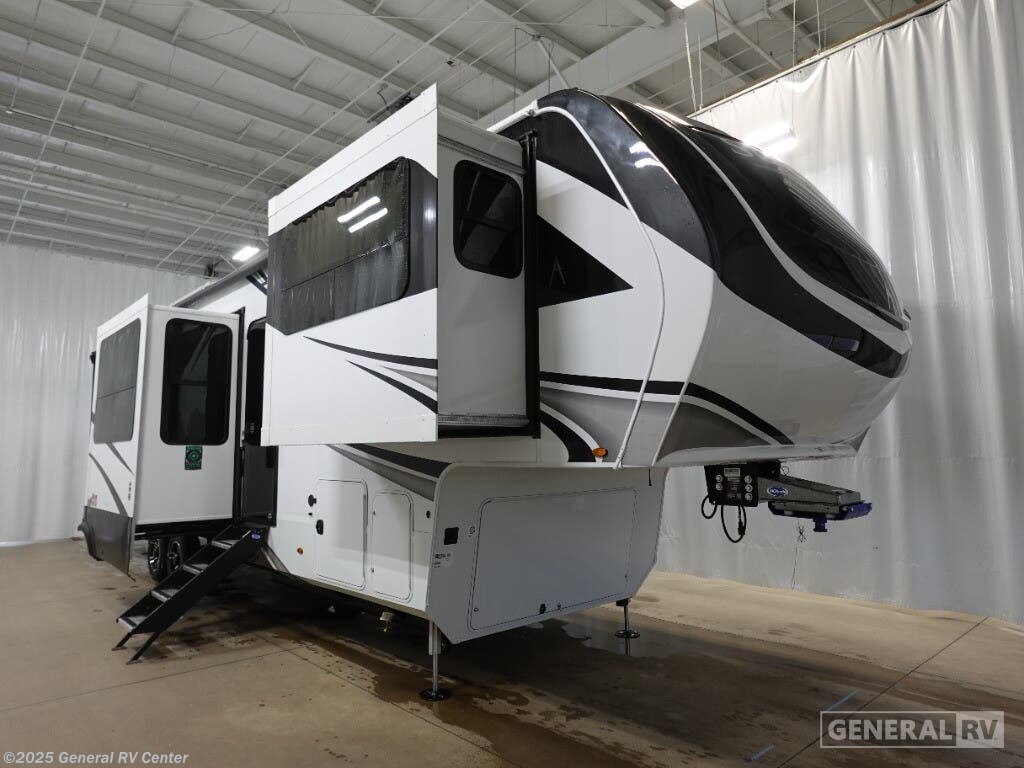 Email now about this 2025 Grand Design Solitude 380FL! New 2025 Grand Design Solitude 380FL available in Clarkston, Michigan