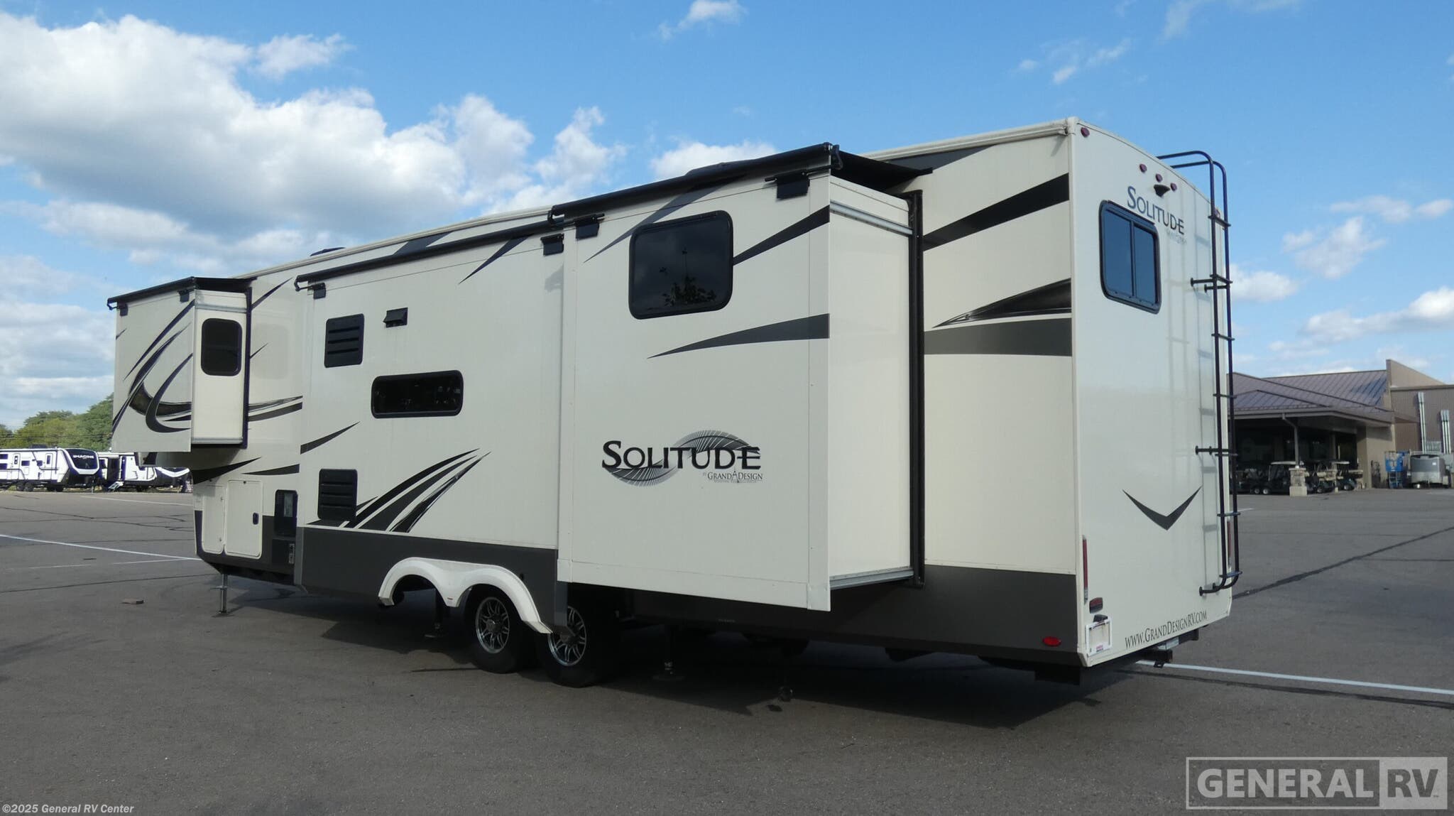 Contact us now about this 2021 Grand Design Solitude 3740BH-04S! 2021 Solitude 3740BH-04S by Grand Design from General RV Center in Clarkston, Michigan