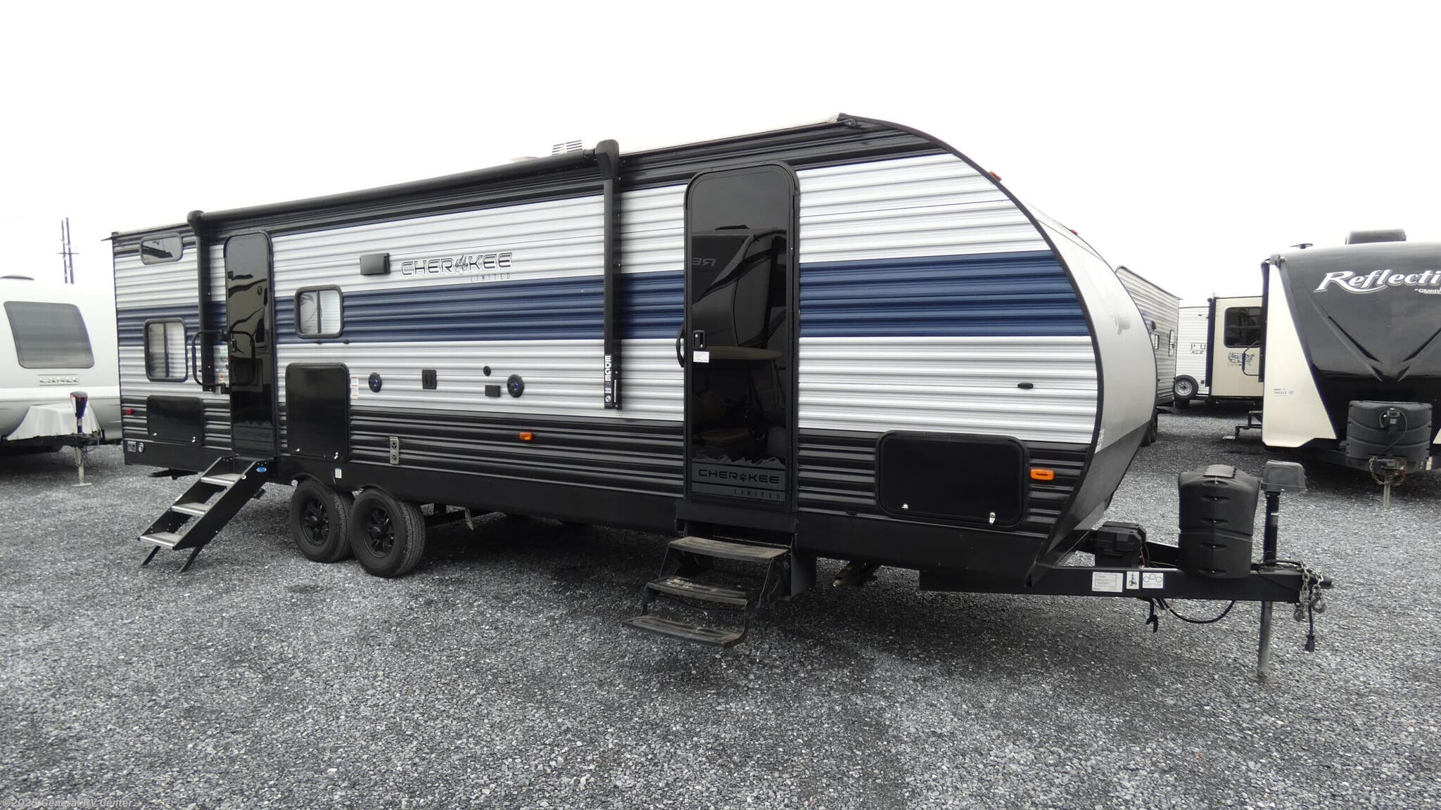 Email now about this 2022 Forest River Cherokee 264DBH! Used 2022 Forest River Cherokee 264DBH available in Clarkston, Michigan