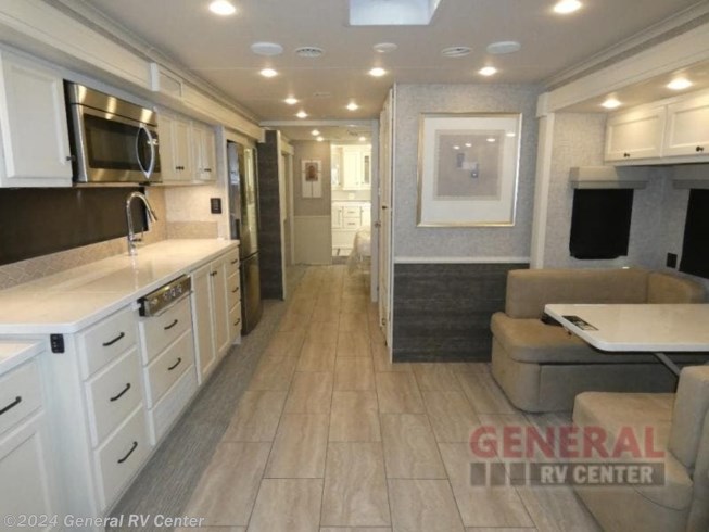 2025 Byway 38 CL by Tiffin from General RV Center in Ocala, Florida