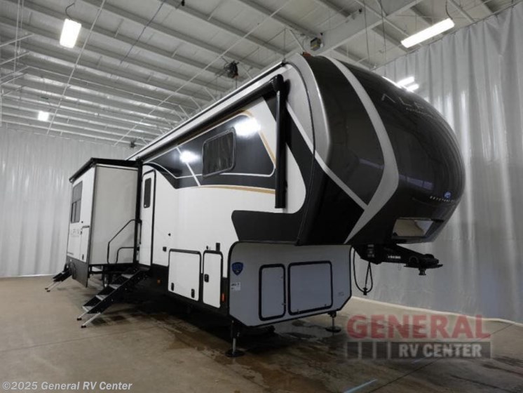 Email now about this 2025 Keystone Alpine Avalanche Edition 380LT! New 2025 Keystone Alpine Avalanche Edition 380LT available in Ocala, Florida