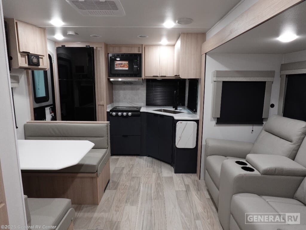 Call now about this 2025 Winnebago Minnie 2529RG! 2025 Winnebago Minnie 2529RG - New Travel Trailer For Sale by General RV Center in Ocala, Florida
