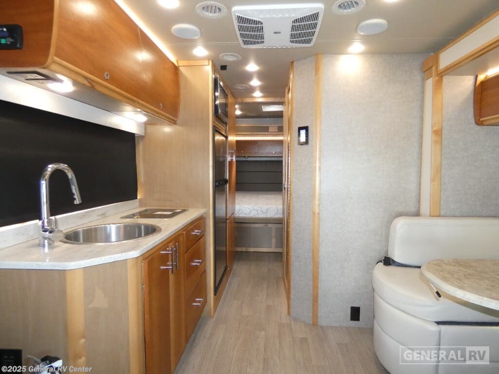Call now about this 2017 Tiffin Wayfarer 24QW-2SL! 2017 Tiffin Wayfarer 24QW-2SL - Used Class C For Sale by General RV Center in Ocala, Florida