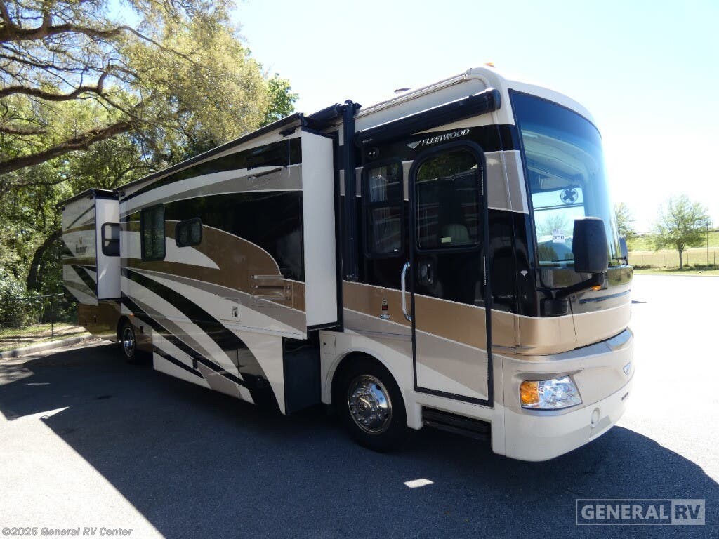 Email now about this 2008 Fleetwood Bounder 38F! Used 2008 Fleetwood Bounder 38F available in Ocala, Florida