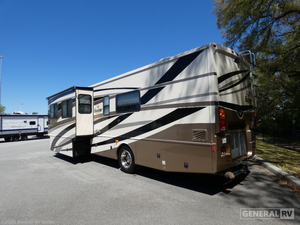 Contact us now about this 2008 Fleetwood Bounder 38F! 2008 Bounder 38F by Fleetwood from General RV Center in Ocala, Florida