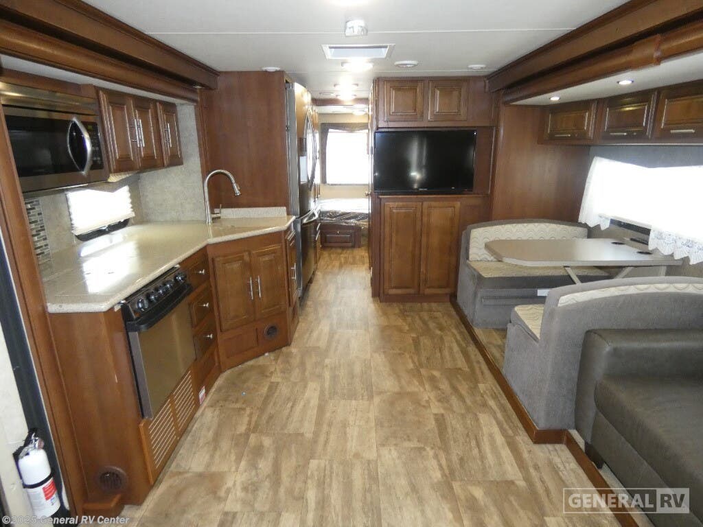 Contact us now about this 2016 Forest River Georgetown GEORGE TOWN 328TS 3SL! 2016 Georgetown GEORGE TOWN 328TS 3SL by Forest River from General RV Center in Ocala, Florida
