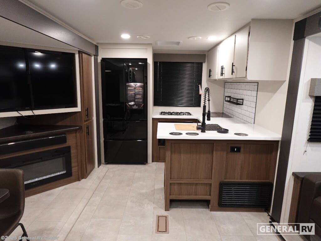 Call now about this 2026 Prime Time LaCrosse 3411RK! 2026 Prime Time LaCrosse 3411RK - New Travel Trailer For Sale by General RV Center in Ocala, Florida