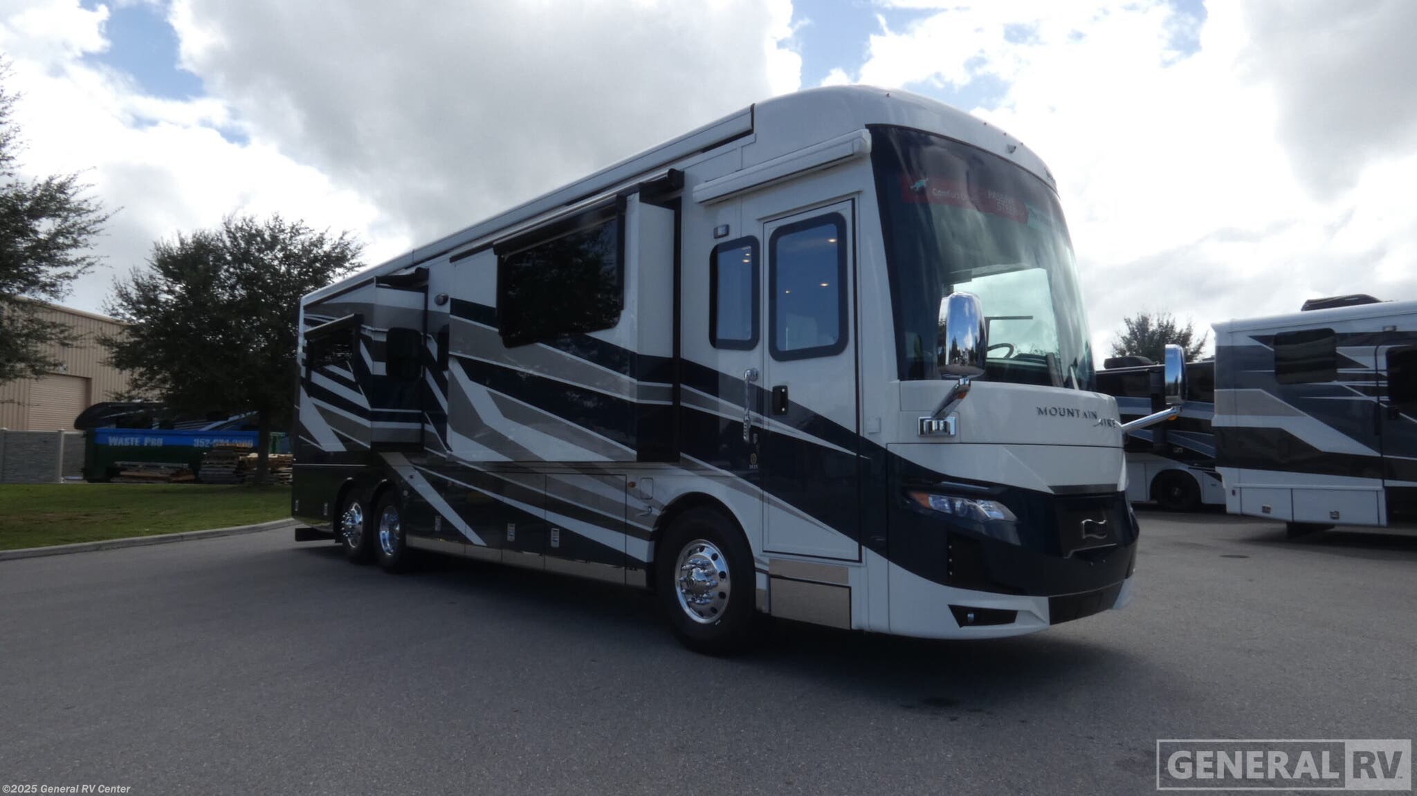 Email now about this 2026 Newmar Mountain Aire 3825! New 2026 Newmar Mountain Aire 3825 available in Ocala, Florida