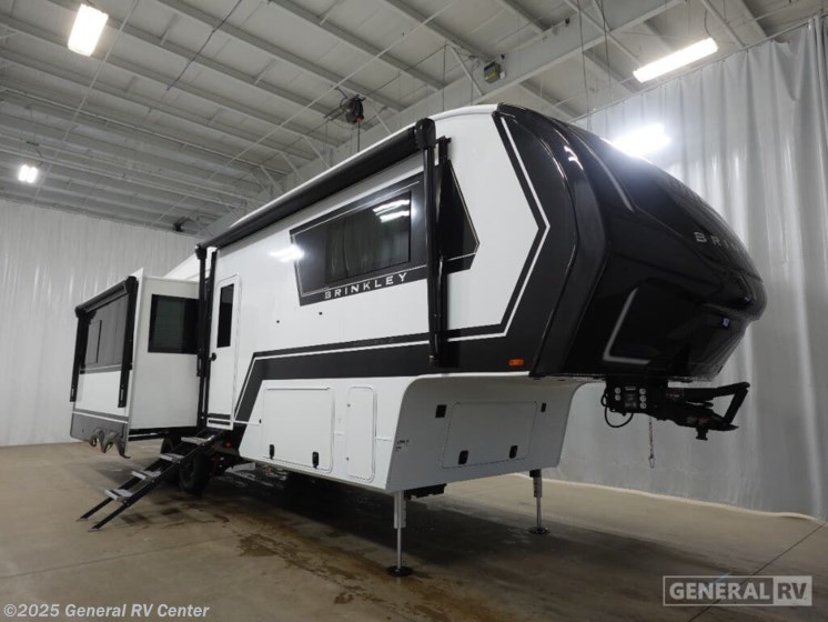 Email now about this 2026 Brinkley RV Model Z 3100! New 2026 Brinkley RV Model Z 3100 available in Ocala, Florida