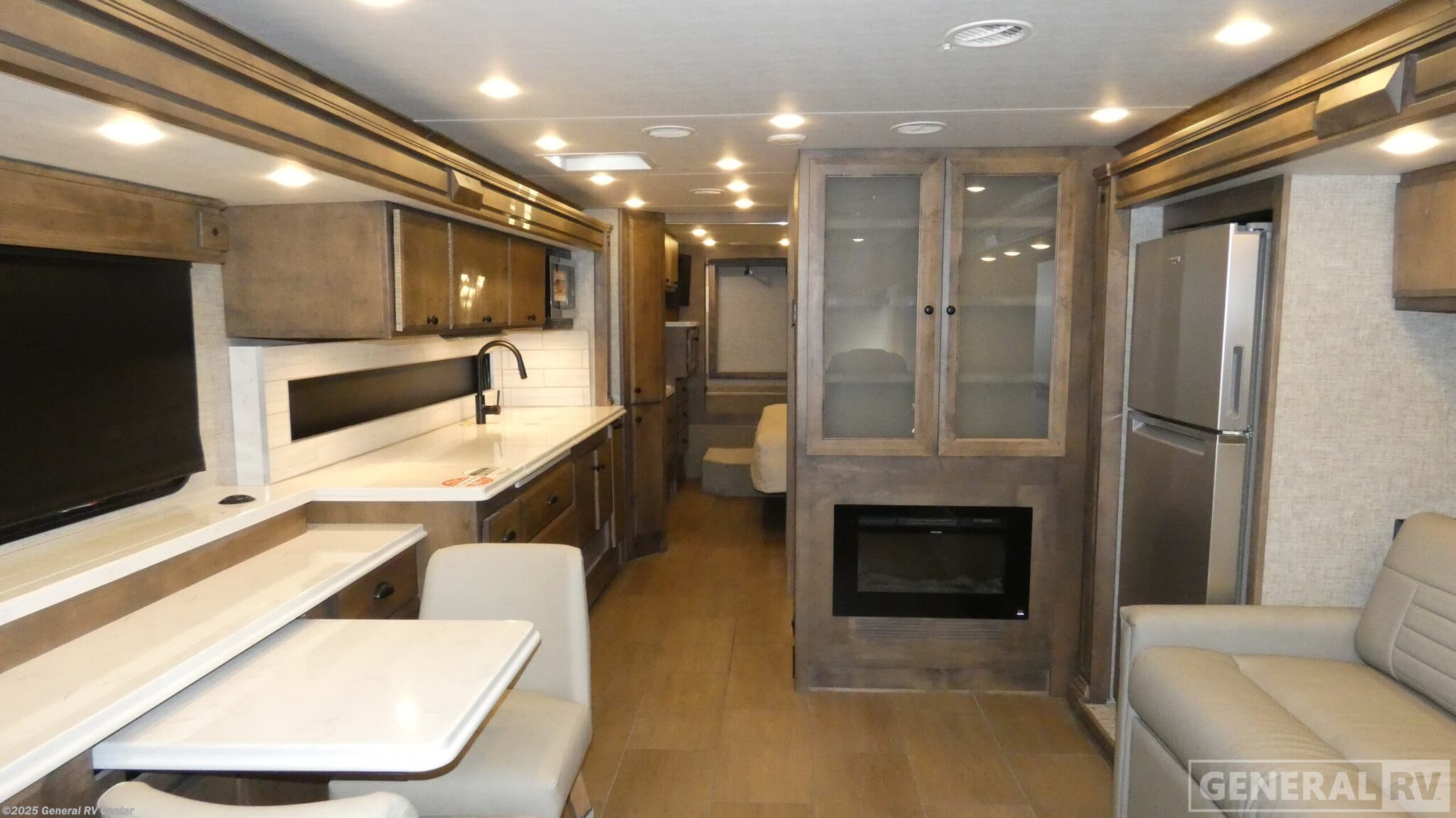 Call now about this 2026 Tiffin Allegro Breeze 33BR! 2026 Tiffin Allegro Breeze 33BR - New Class A For Sale by General RV Center in Ocala, Florida