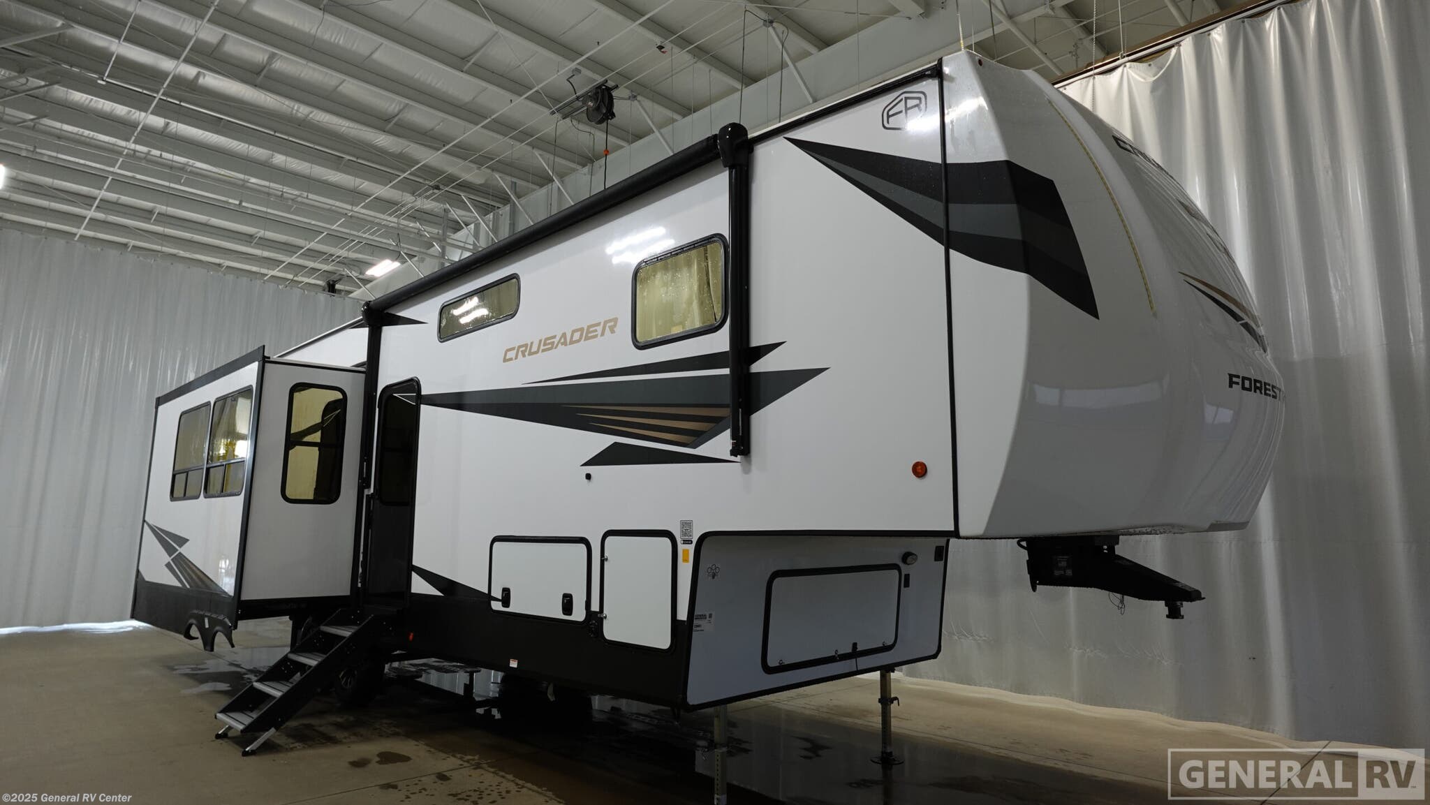 Email now about this 2026 Prime Time Crusader KING33! New 2026 Prime Time Crusader KING33 available in Ocala, Florida