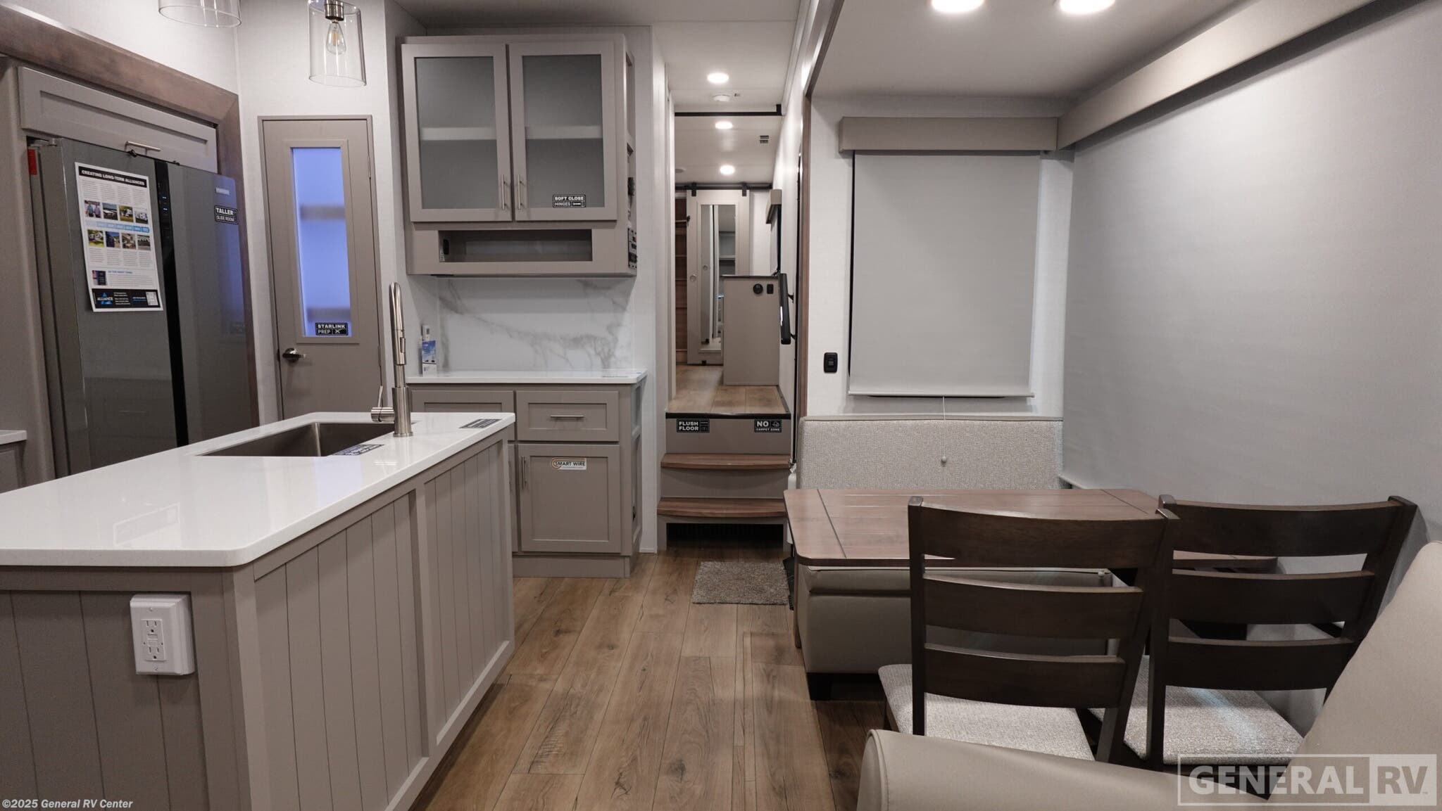 New 2026 Alliance RV Avenue 32RLS available in Ocala, Florida