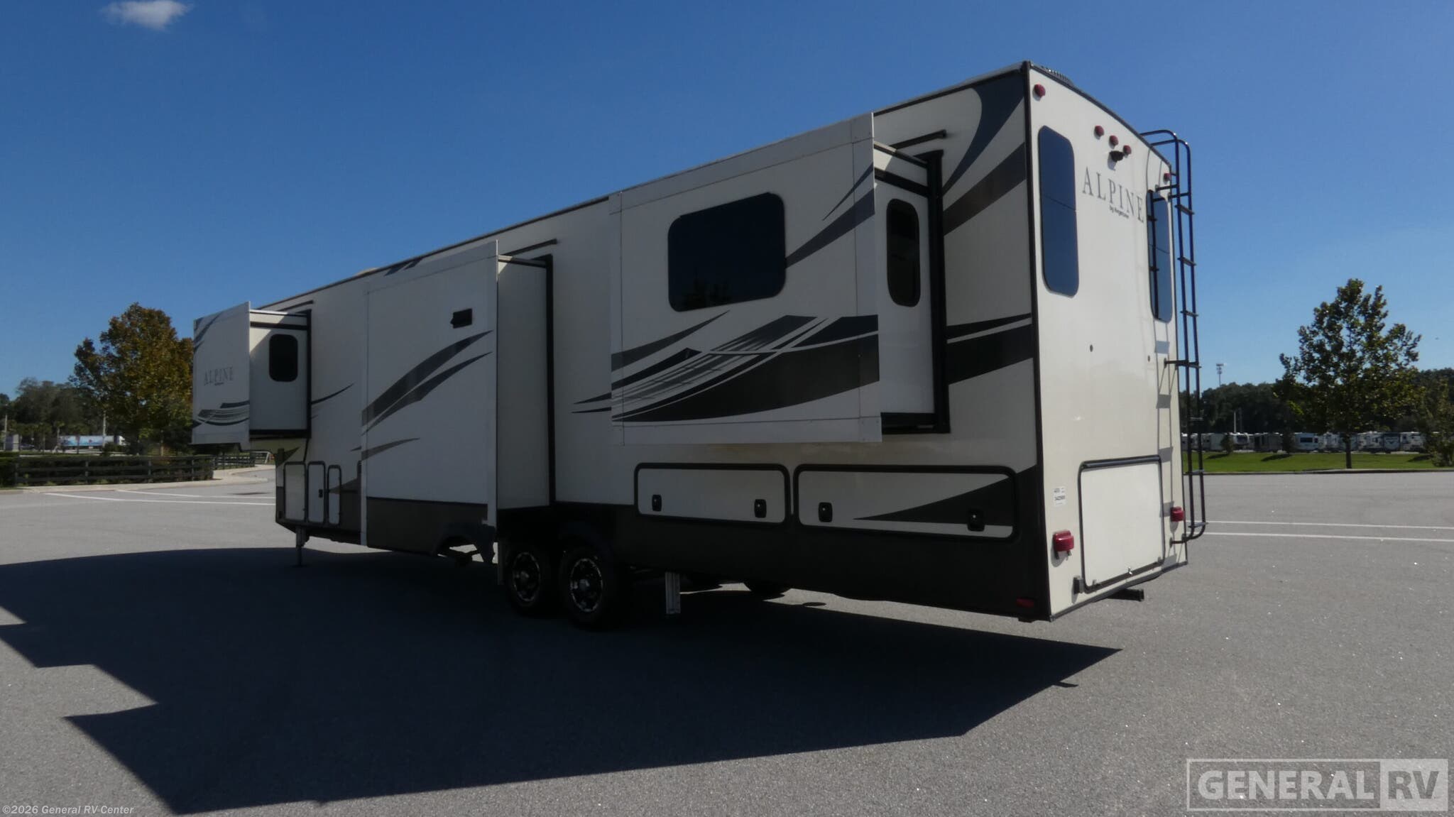 Contact us now about this 2019 Keystone Alpine 3850RD! 2019 Alpine 3850RD by Keystone from General RV Center in Ocala, Florida