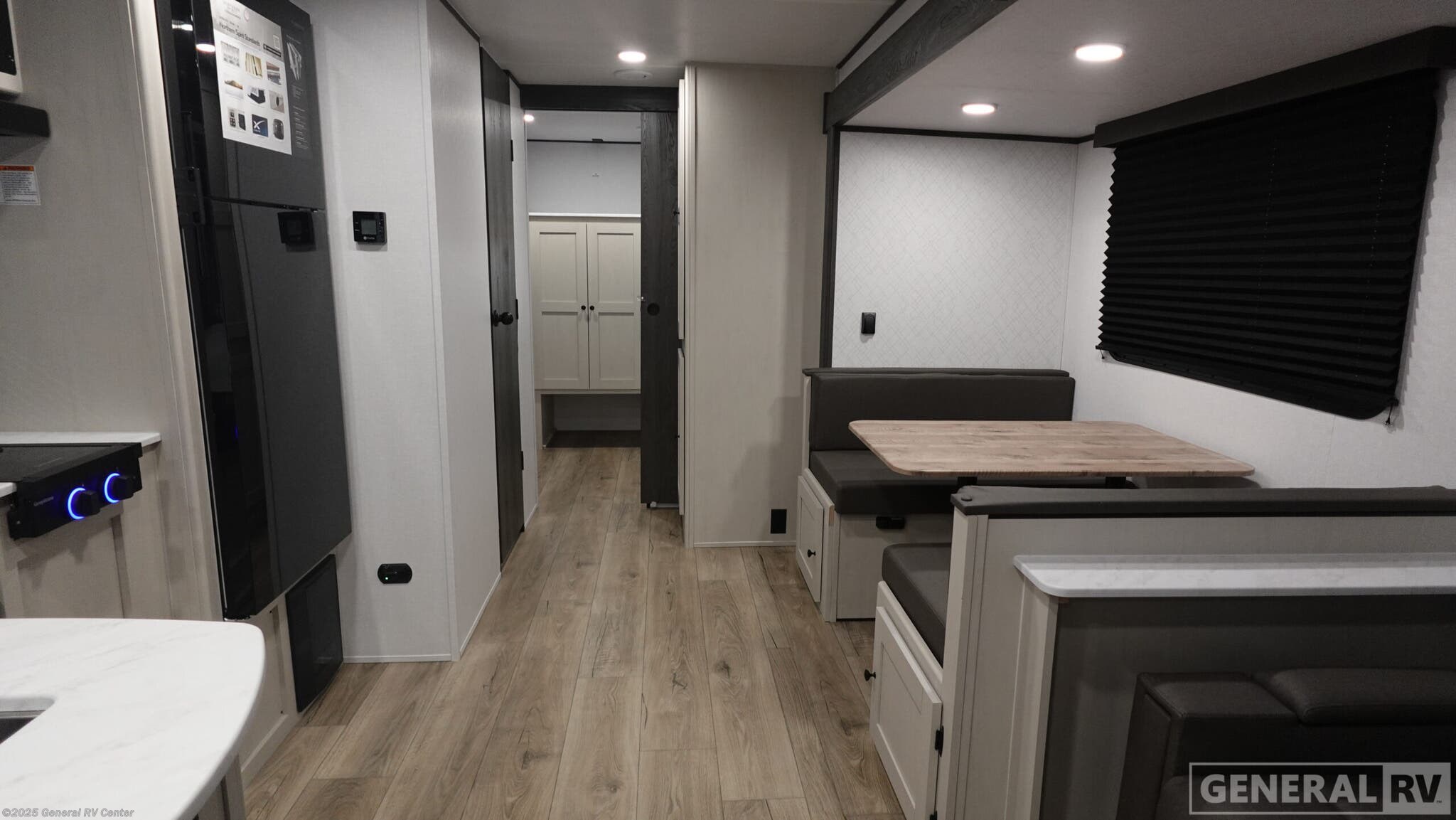Call now about this 2026 Coachmen Spirit NOTHERN SE 29BH! 2026 Coachmen Spirit NOTHERN SE 29BH - New Travel Trailer For Sale by General RV Center in Ocala, Florida