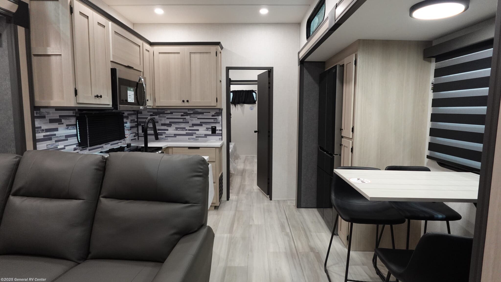 Call now about this 2026 Prime Time LaCrosse 44PARK! 2026 Prime Time LaCrosse 44PARK - New Travel Trailer For Sale by General RV Center in Ocala, Florida
