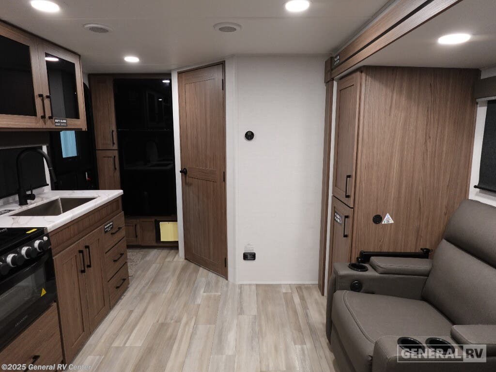 Contact us now about this 2025 Alliance RV Delta ML206! 2025 Delta ML206 by Alliance RV from General RV Center in Ocala, Florida