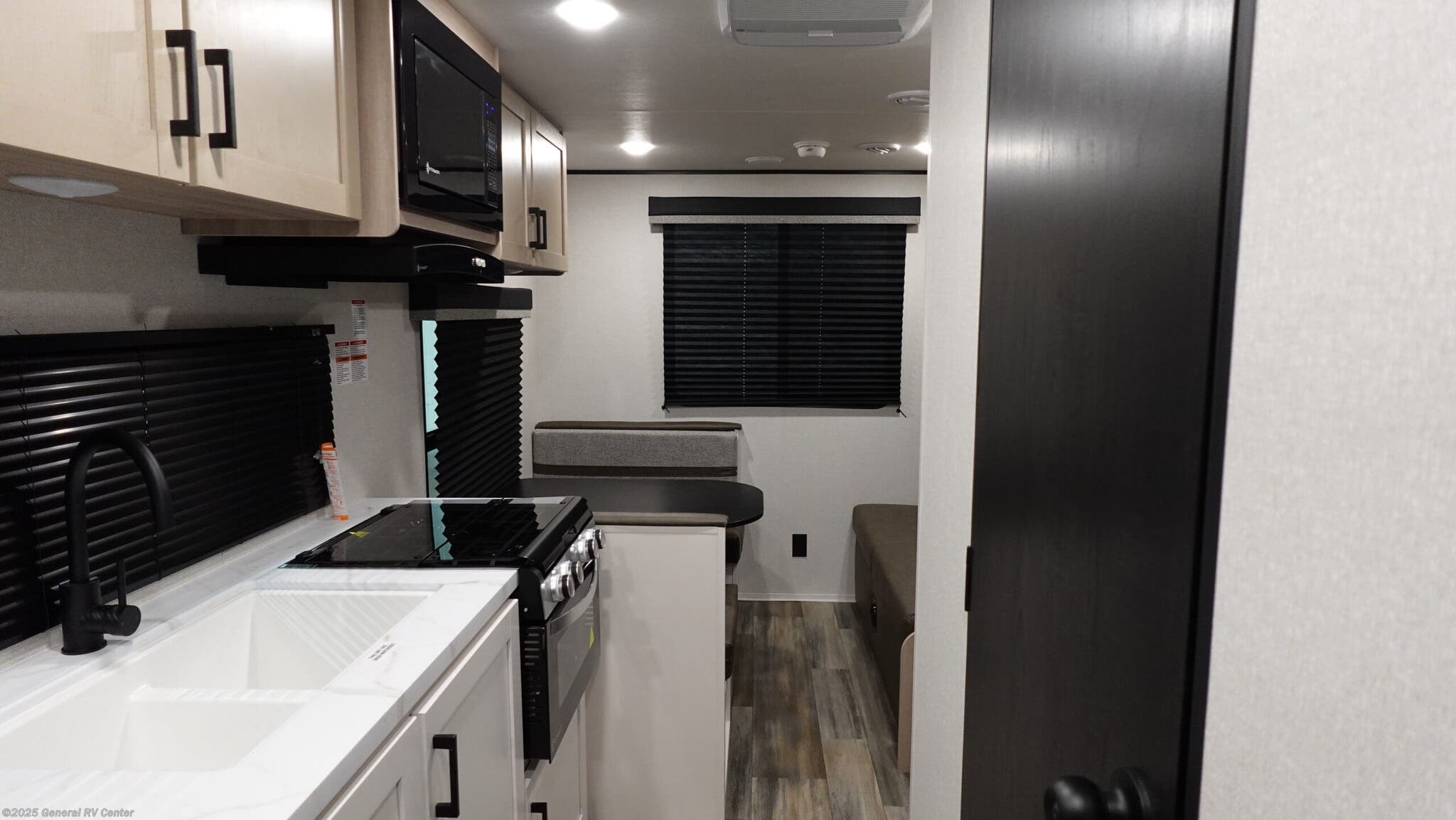 Call now about this 2026 Open Range COLT 21QB! 2026 Open Range COLT 21QB - New Travel Trailer For Sale by General RV Center in Ocala, Florida
