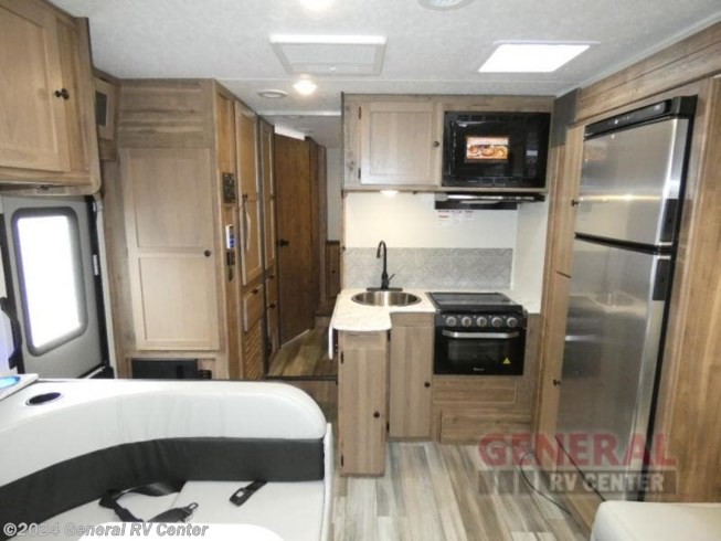 2024 Cross Trail XL 26XG Ford E-450 by Coachmen from General RV Center in Dover, Florida