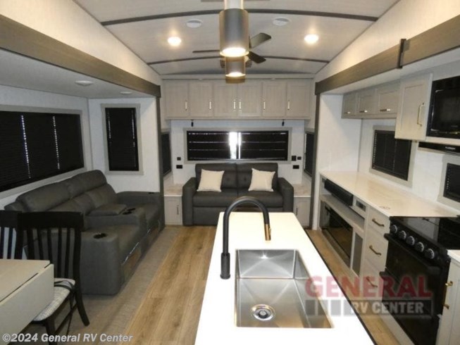2024 Wildwood Heritage Glen 325RL by Forest River from General RV Center in Dover, Florida