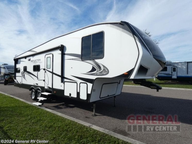 Used 2021 Grand Design Reflection 150 Series 290BH available in Dover, Florida