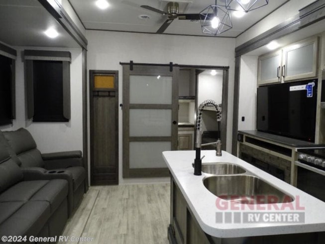 2024 Avalanche 378BH by Keystone from General RV Center in Dover, Florida