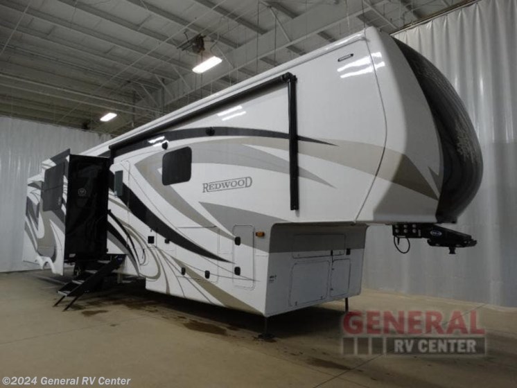 New 2023 Redwood RV Redwood 4001LK available in Dover, Florida