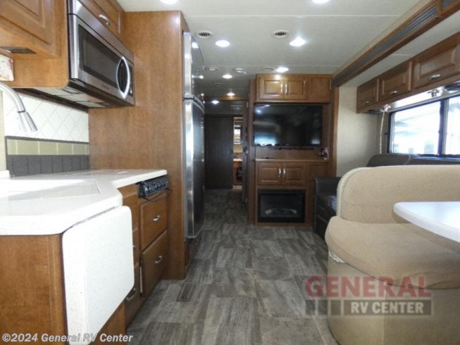 2015 Challenger 37TB by Thor Motor Coach from General RV Center in Dover, Florida