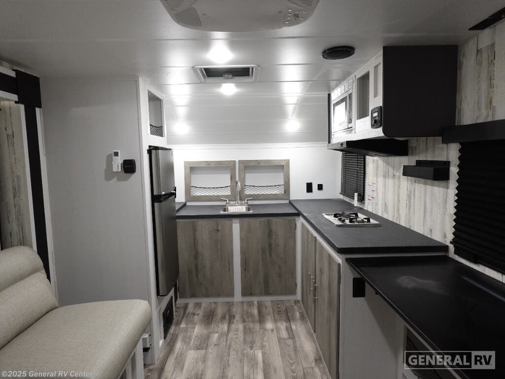 New 2025 Travel Lite ROVE LITE-XL 17MB available in Dover, Florida