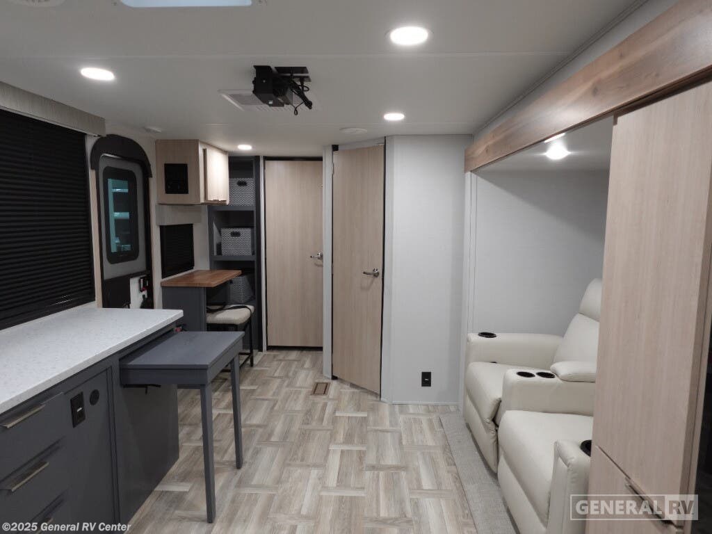 Call now about this 2025 Prime Time Tracer 255DS! 2025 Prime Time Tracer 255DS - New Travel Trailer For Sale by General RV Center in Dover, Florida