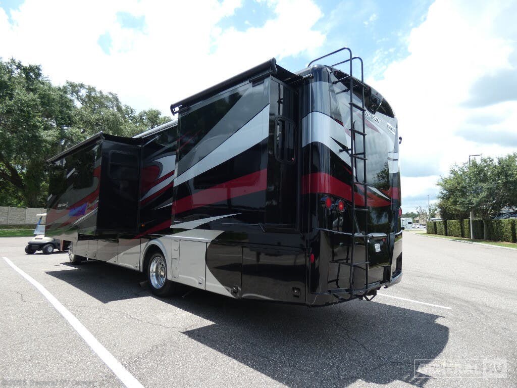 Used 2018 Newmar BAYSTAR 3406-3SL available in Dover, Florida