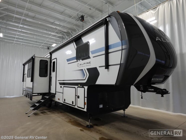 Email now about this 2026 Keystone Avalanche 302RS! New 2026 Keystone Avalanche 302RS available in Dover, Florida