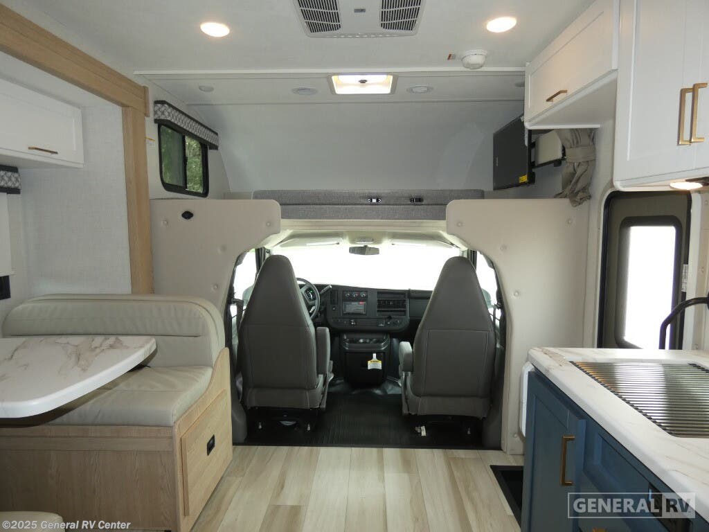 New 2026 Thor Motor Coach Quantum SZ25 available in Dover, Florida