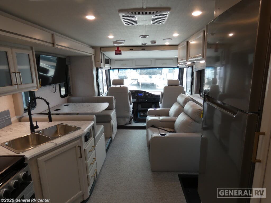 New 2026 Fleetwood Flair 28A available in Dover, Florida