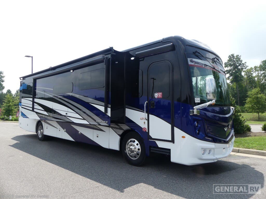 Email now about this 2026 Fleetwood Discovery 38W! New 2026 Fleetwood Discovery 38W available in Dover, Florida