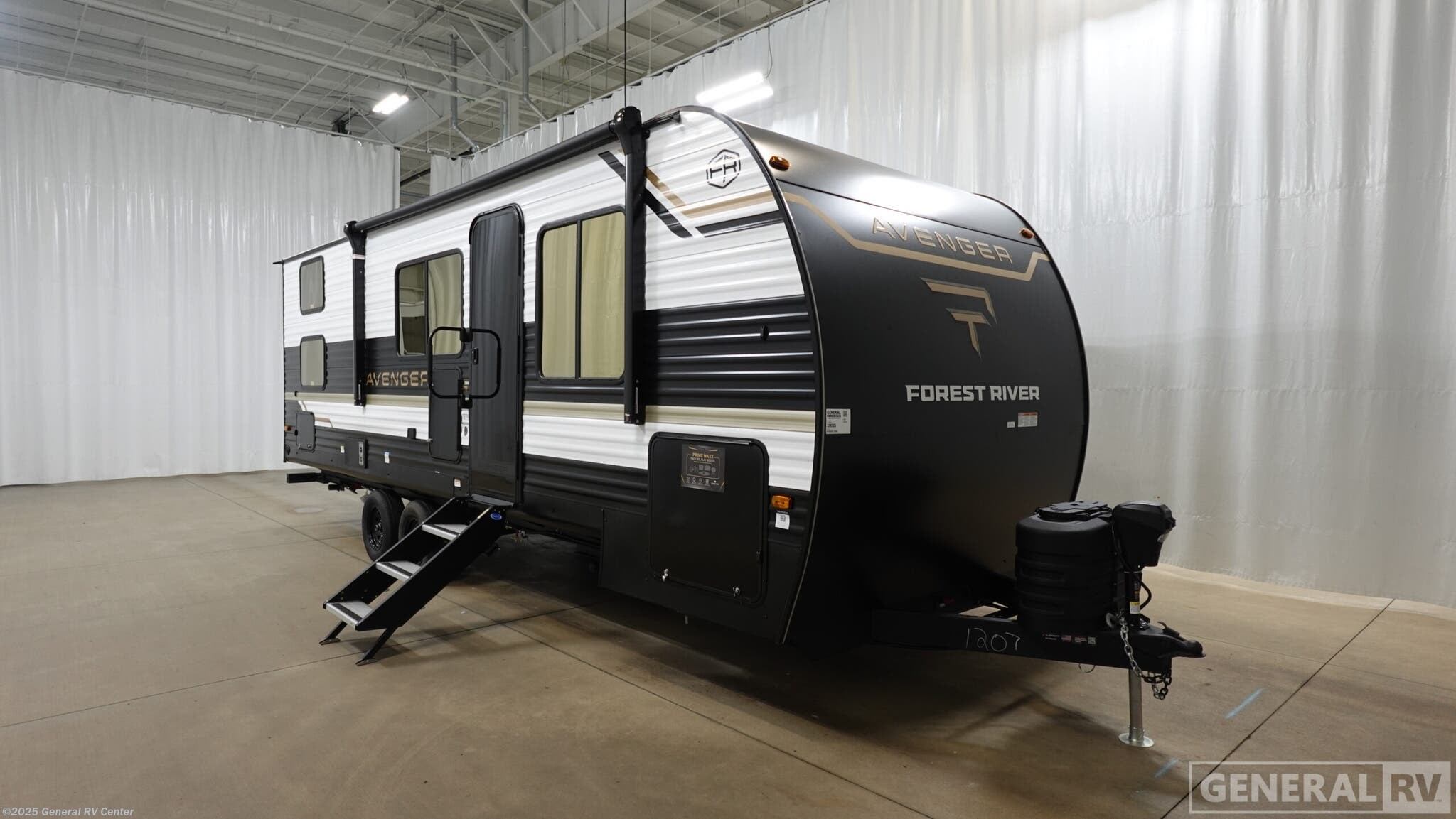 Email now about this 2026 Prime Time Avenger 23BHS! New 2026 Prime Time Avenger 23BHS available in Dover, Florida