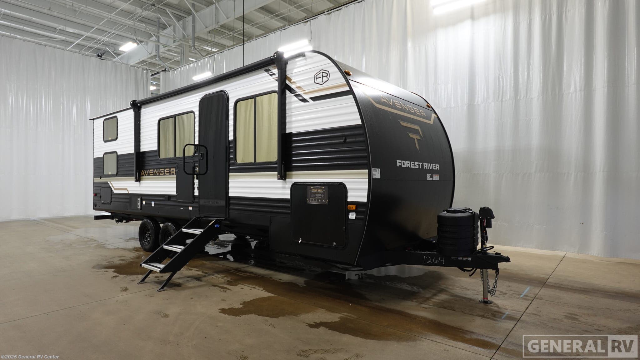 Email now about this 2026 Prime Time Avenger 23BHS! New 2026 Prime Time Avenger 23BHS available in Dover, Florida