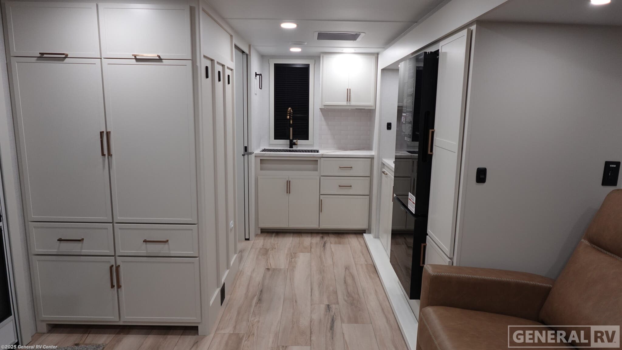 Call now about this 2026 Brinkley RV Model I 23X! 2026 Brinkley RV Model I 23X - New Travel Trailer For Sale by General RV Center in Dover, Florida