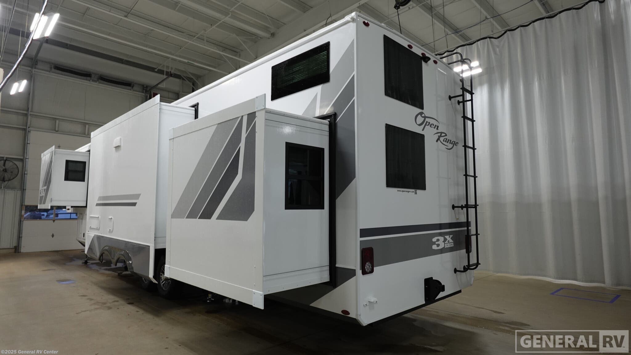 Contact us now about this 2026 Highland Ridge Open Range 3X390TBS! 2026 Open Range 3X390TBS by Highland Ridge from General RV Center in Dover, Florida